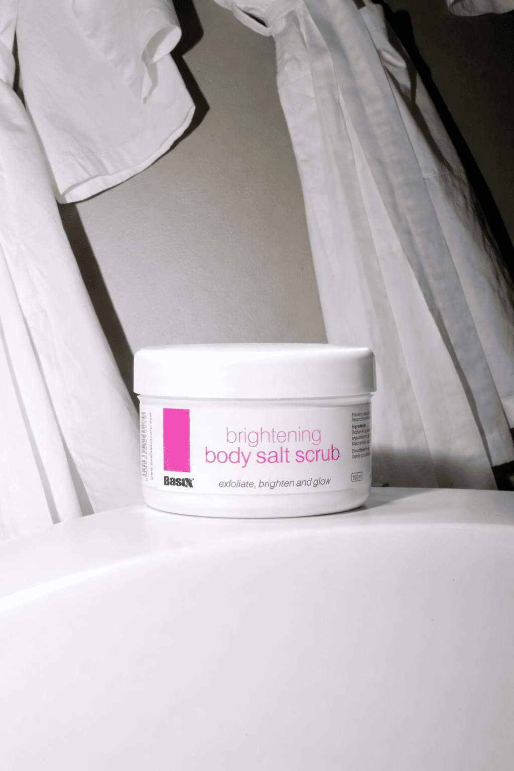 Brightening Body Salt Scrub 150ml
